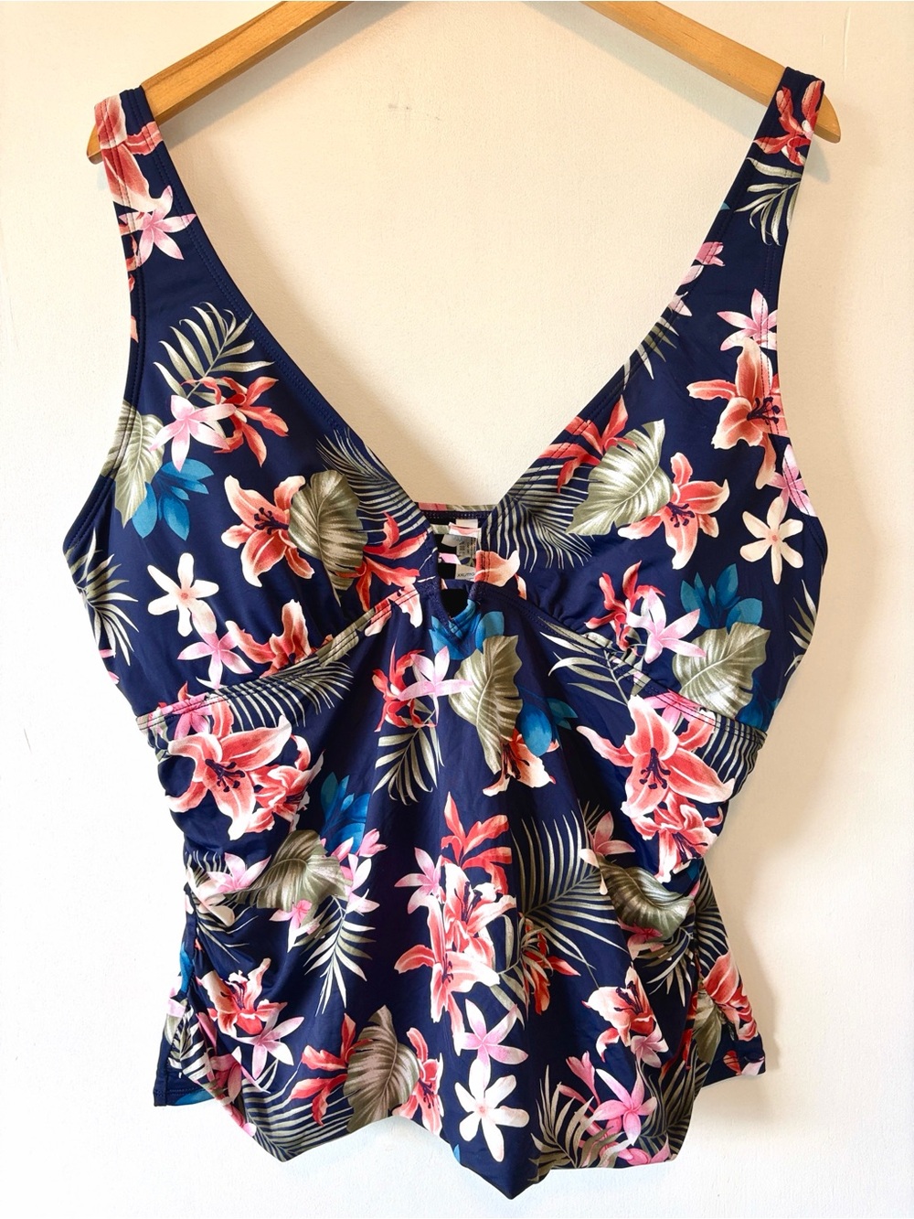 La Vie En Rose Tankini Bathing Suit Top